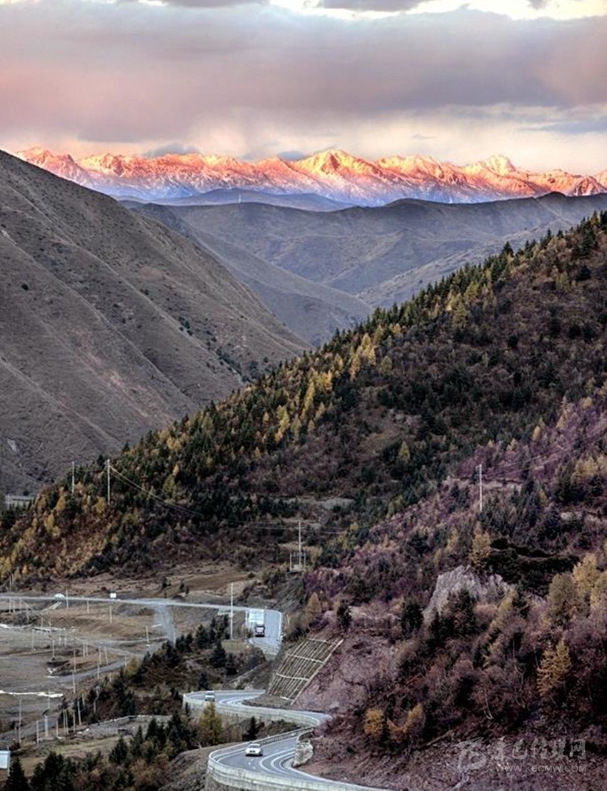 公路都這么美，你在川西高原到底錯過了多少風景？