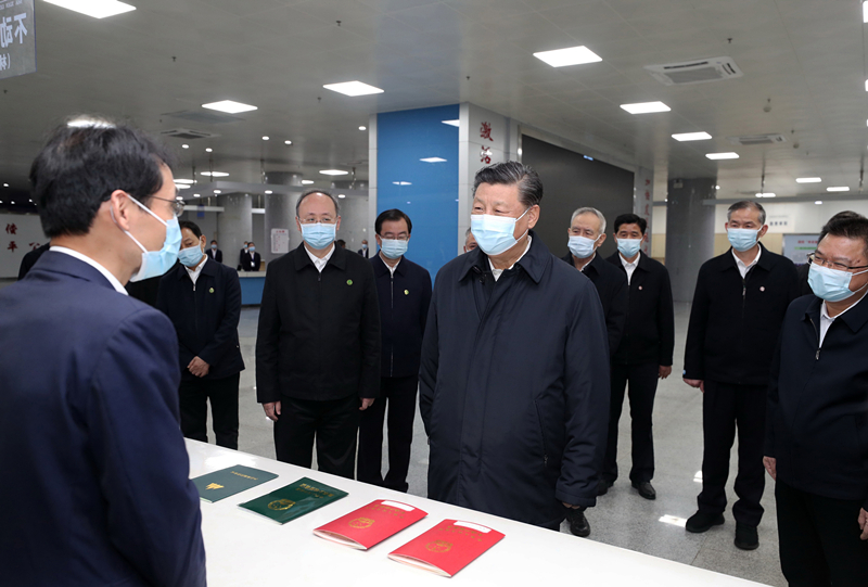 2021年3月23日，習(xí)近平在福建三明沙縣農(nóng)村產(chǎn)權(quán)交易中心考察。