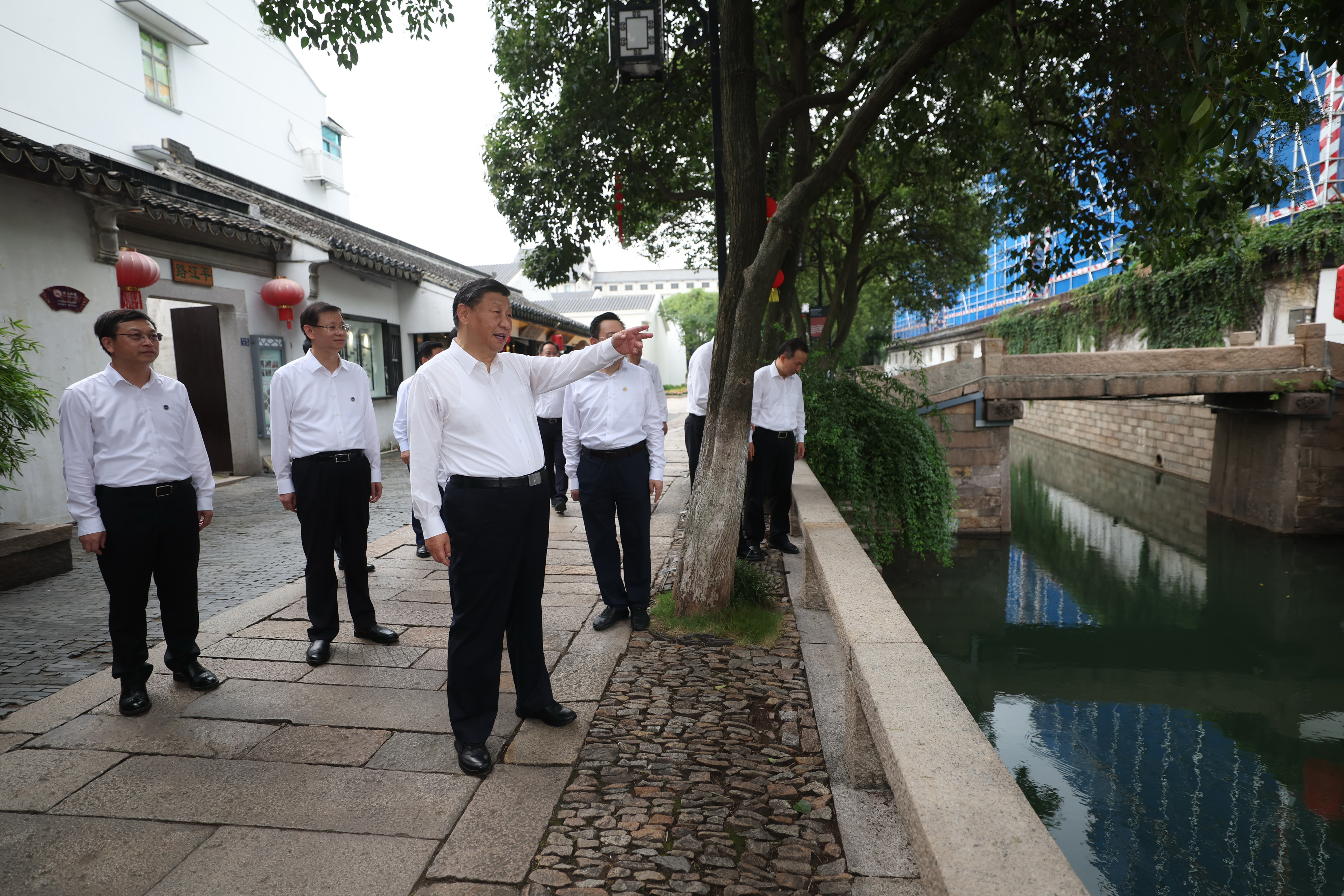 2023年7月6日，習(xí)近平在蘇州平江歷史文化街區(qū)考察。