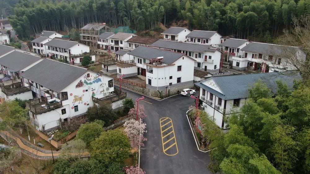 江西資溪縣烏石鎮(zhèn)新月畬族村景象。新華社記者 彭昭之 攝