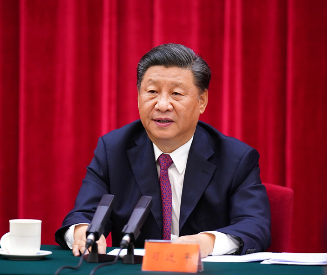 2020年9月3日下午，中共中央、國(guó)務(wù)院、中央軍委在北京人民大會(huì)堂舉行座談會(huì)，紀(jì)念中國(guó)人民抗日戰(zhàn)爭(zhēng)暨世界反法西斯戰(zhàn)爭(zhēng)勝利75周年。中共中央總書記、國(guó)家主席、中央軍委主席習(xí)近平出席座談會(huì)并發(fā)表重要講話。新華社記者 謝環(huán)馳 攝